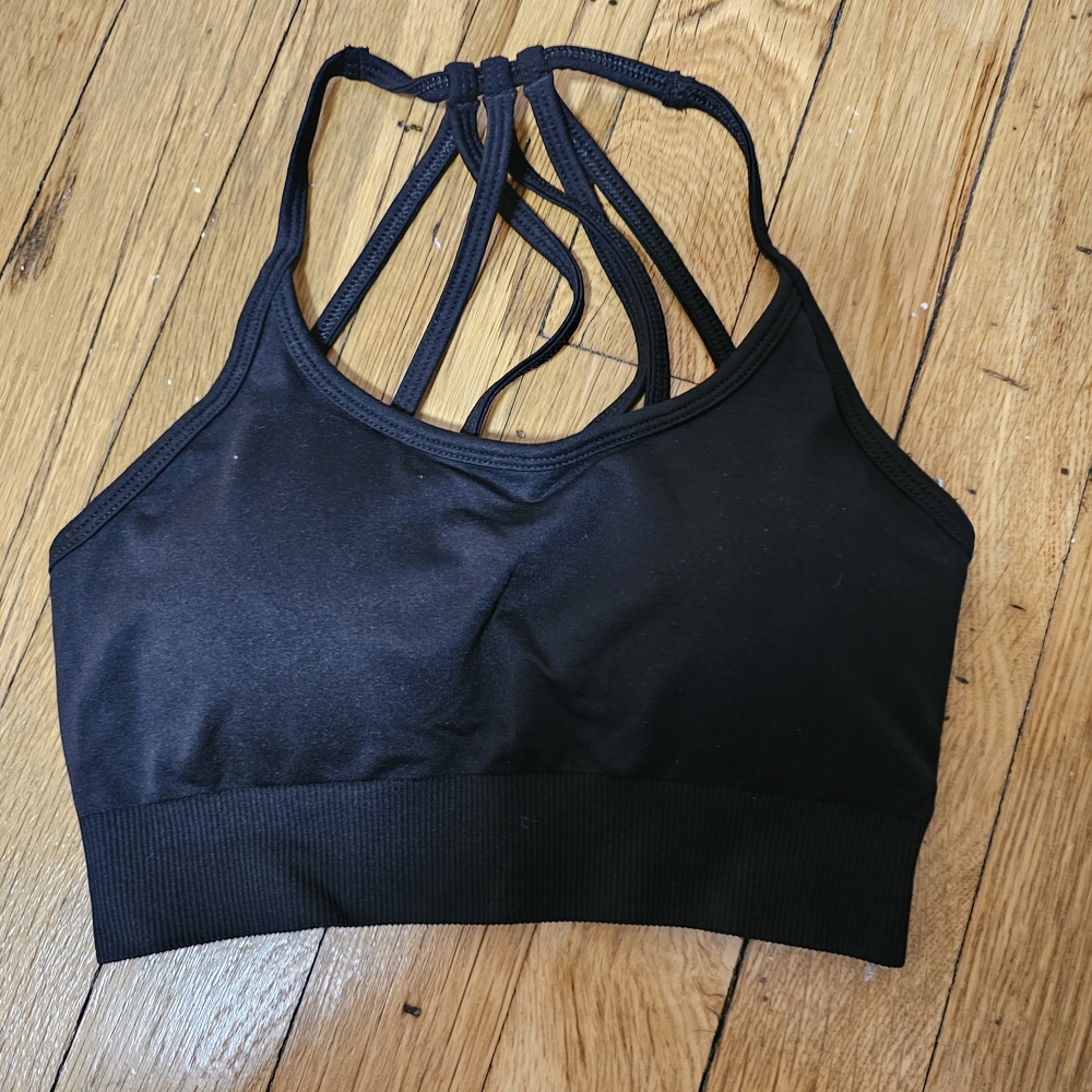 Women's Black Strappy Sports Bra